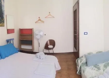 A Casa Di Elena Finale Ligure